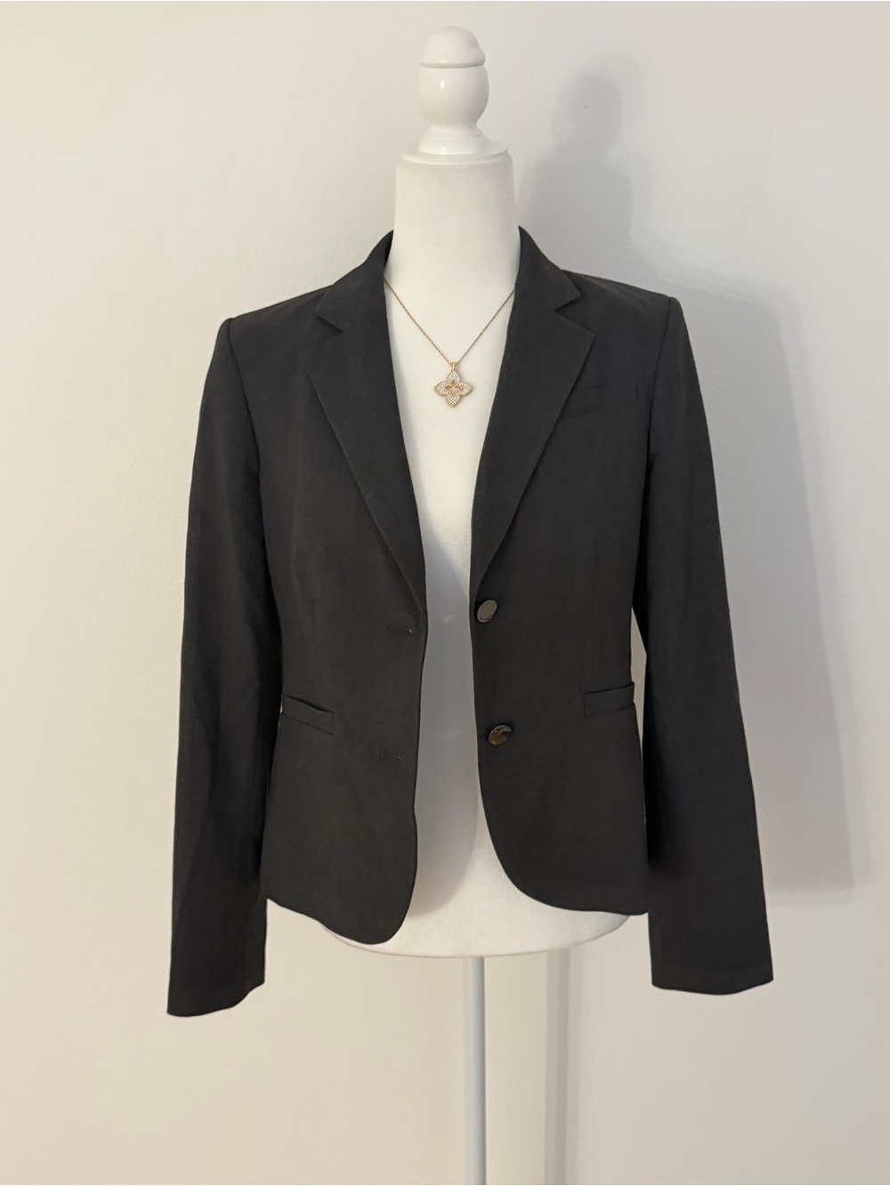 Calvin Klein Charcoal Gray Two Button Fitted Blazer Jacket Size 4